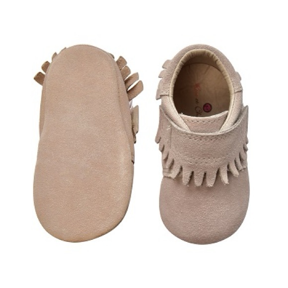 NWT MOCCASINZ SHOES TAN - Picture 2 of 2